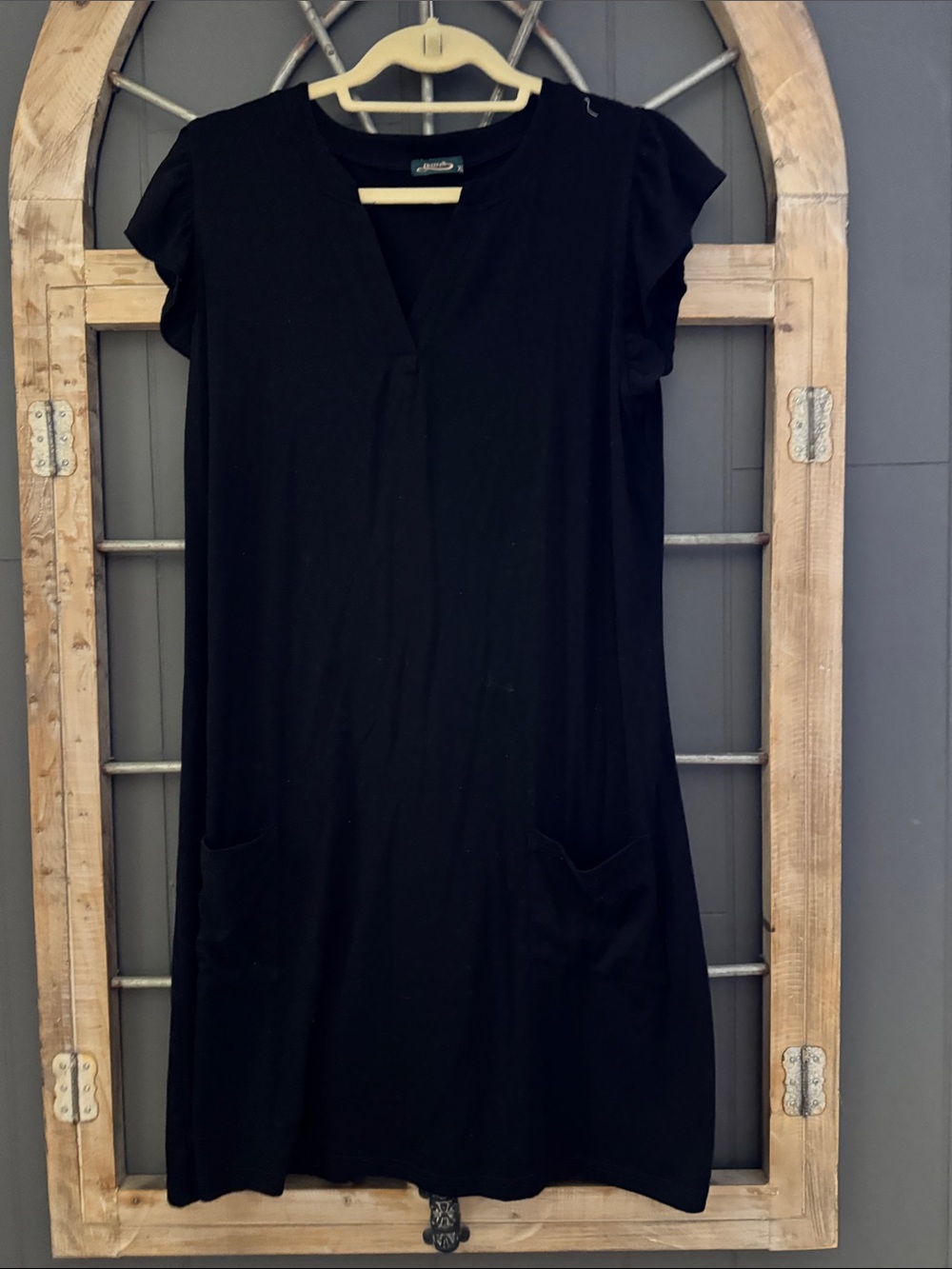 Black V-Neck Pocket Dress by Ofeefan, with pockets
